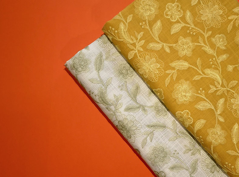 Katinka 22 Tissu BrodÉ Broderie Fleurs Pic2