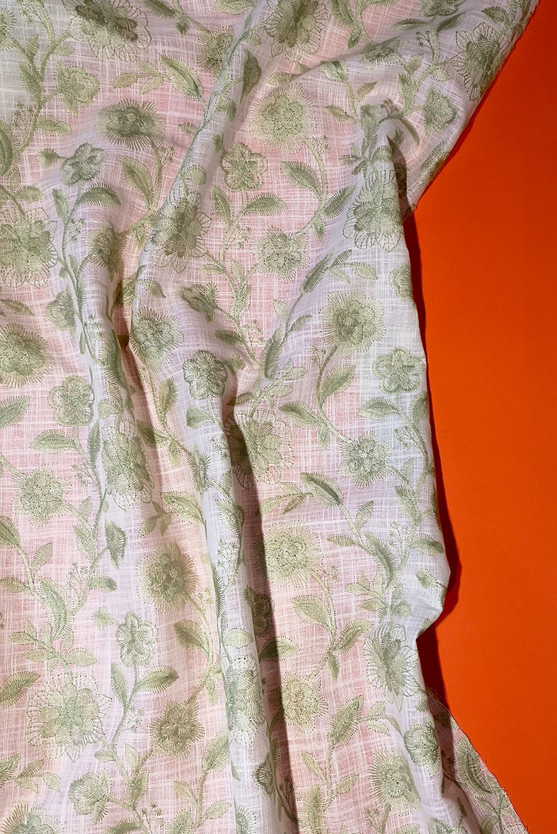 Katinka 22 Tissu BrodÉ Broderie Fleurs Pic4