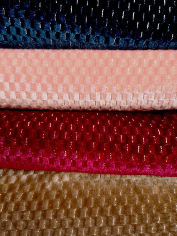 NaÏs 23 4couleurs Pic1