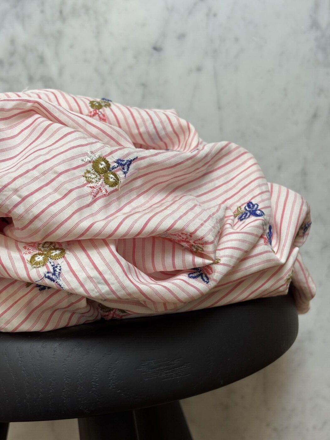 Tissu rayé Sienna - Rayonne brodée